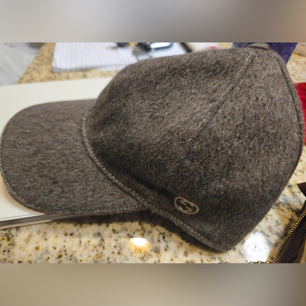 Gucci Wool baseball cap hat